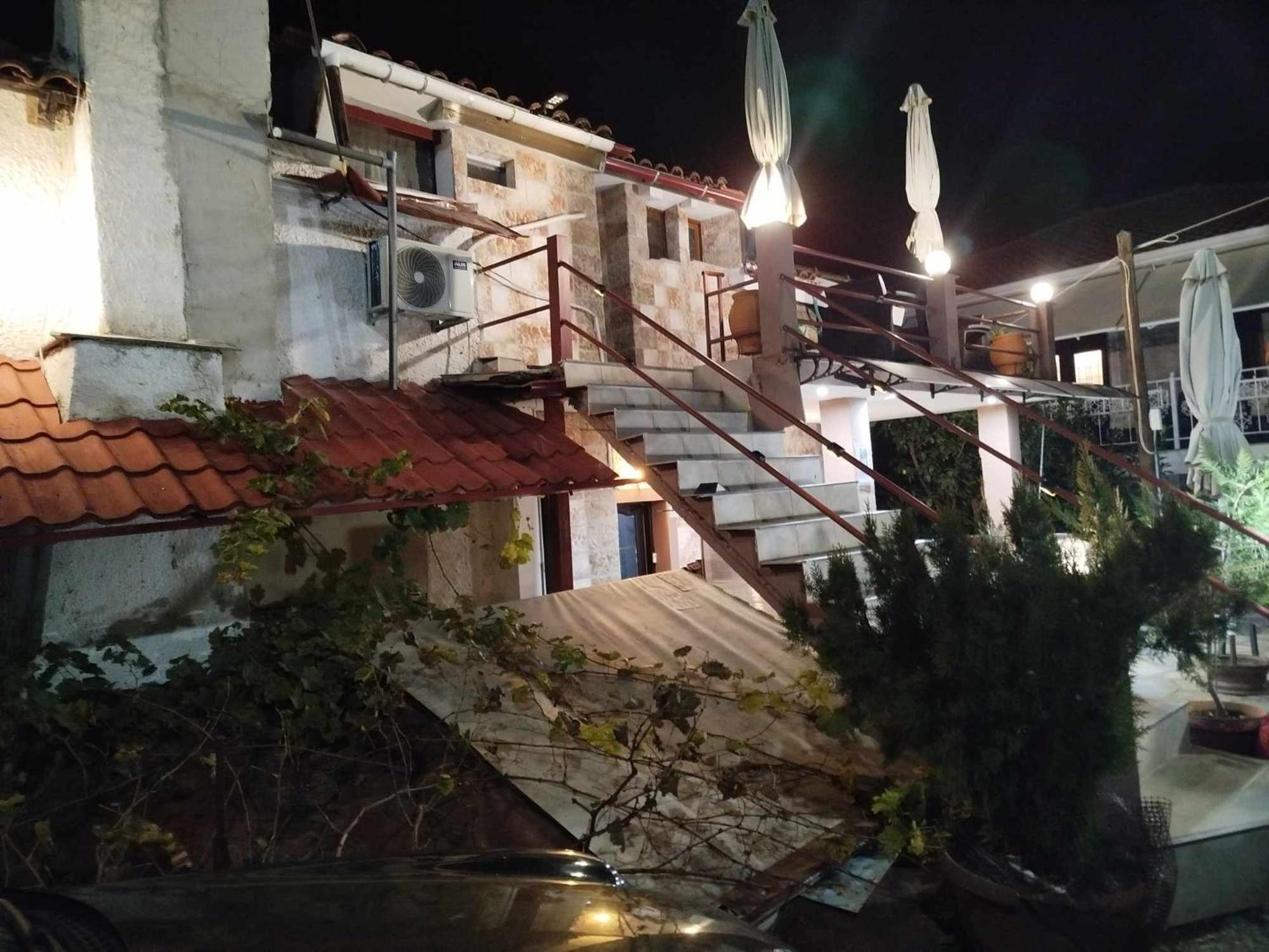 ホテル Kostis Hause カストラキオン エクステリア 写真